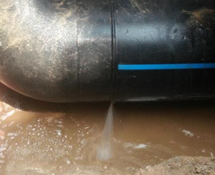 凤翔楼顶渗水维修公司为大家分享下凤翔卫生间漏水维修修补技术!